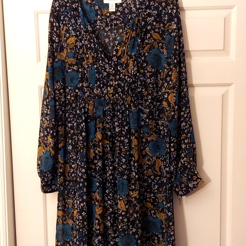 Floral print sheer maternity dress